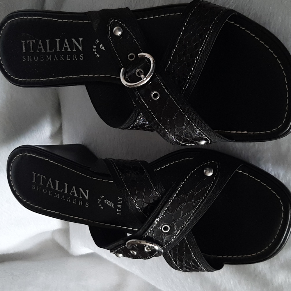 Italian Shoemakers wedge sandal